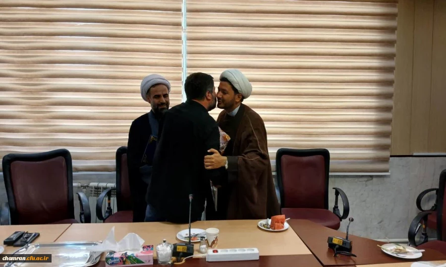 تقدیر و تشکر از کارشناس نهاد نمایندگی مقام معظم رهبری 2