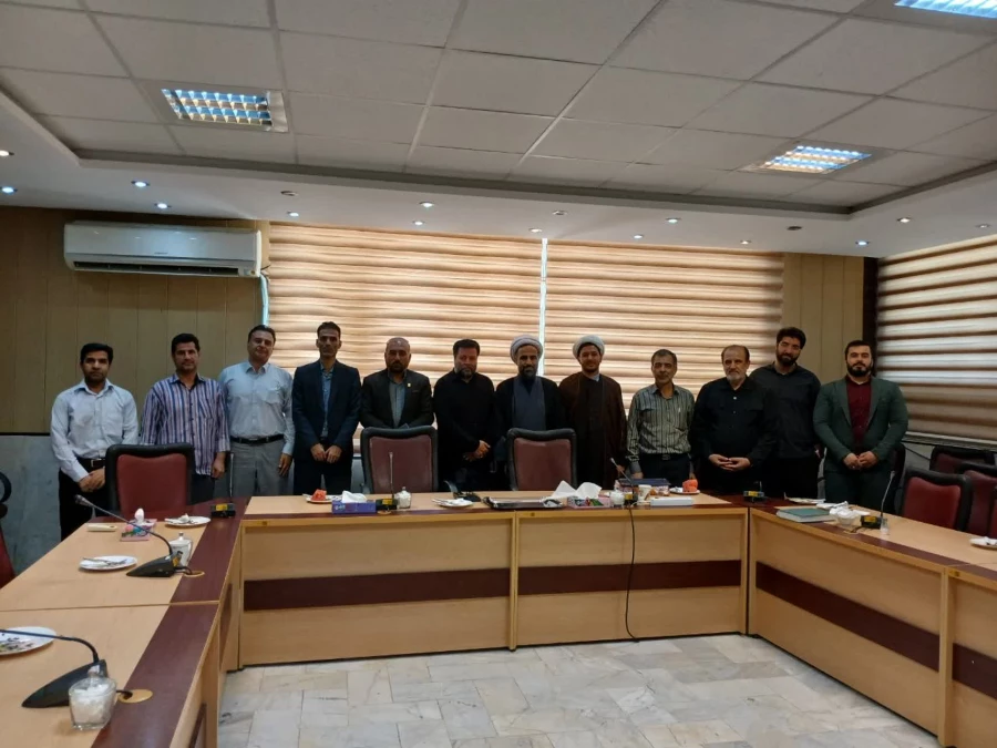 تقدیر و تشکر از کارشناس نهاد نمایندگی مقام معظم رهبری 3