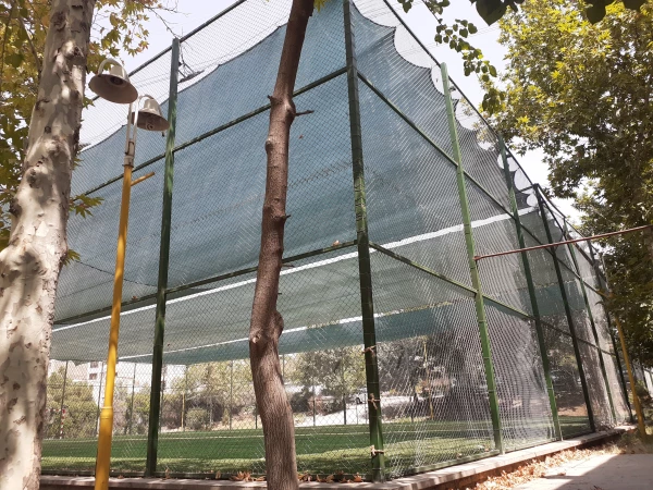 نصب سایه بان برای زمین چمن مصنوعی 4