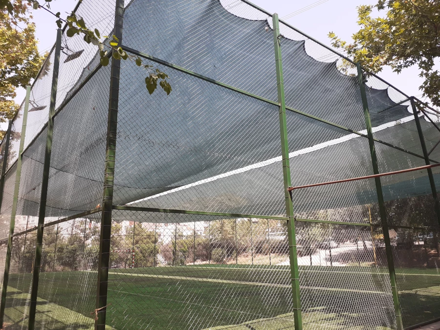 نصب سایه بان برای زمین چمن مصنوعی 5