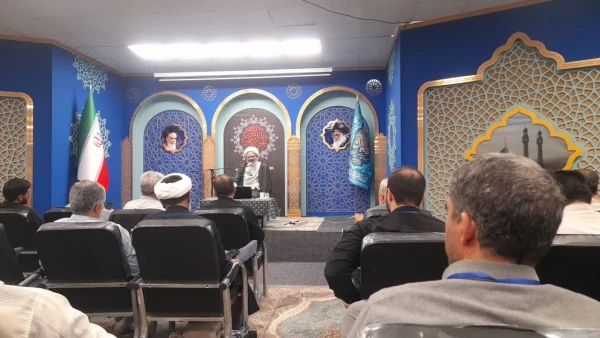 حضور اعضای گروه معارف اسلامی پردیس شهید چمران در گردهمایی سفیران جهاد تبیین 4