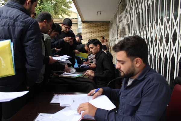 دومین روز ثبت نام از نو دانشجو معلمان  11