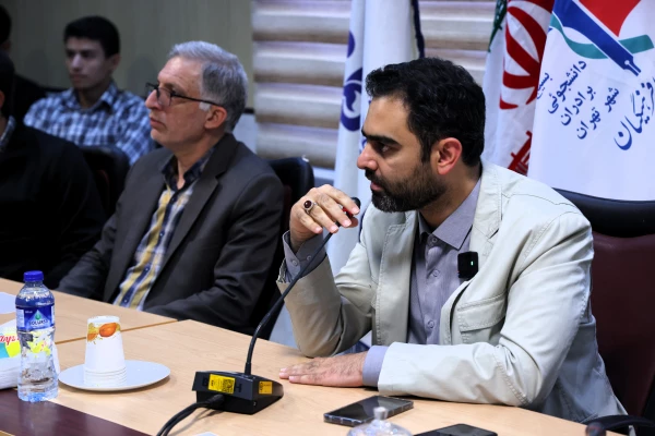 نشست تحولات اخیر منطقه و پیامدهای عملیات وعده صادق ۲ 6