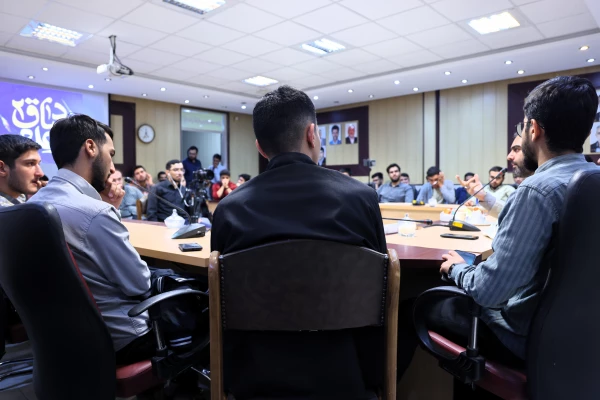 نشست تحولات اخیر منطقه و پیامدهای عملیات وعده صادق ۲ 9