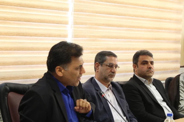 نشست تکریم و معارفه سرپرست دانشگاه فرهنگیان تهران 
 3