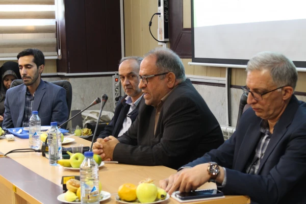 نشست تکریم و معارفه سرپرست دانشگاه فرهنگیان تهران 
 8