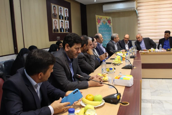 نشست تکریم و معارفه سرپرست دانشگاه فرهنگیان تهران 
 9