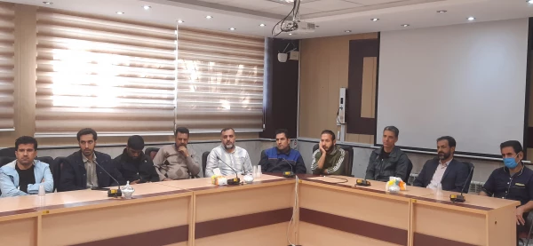 نشست شورای اداری پردیس شهید چمران  2