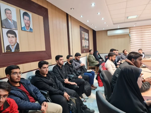 کارگاه خودآگاهی هویت اسلامی ایرانی

 3