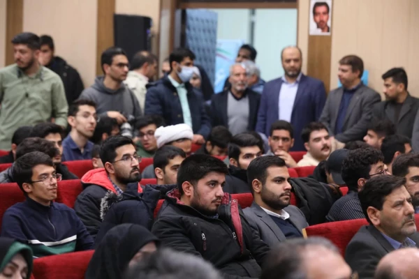 آیین گرامیداشت روز دانشجو در پردیس شهید چمران با حضور وزیر آموزش و پرورش  12