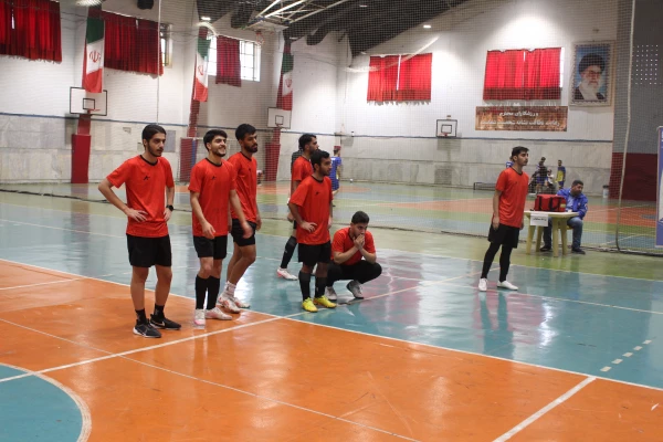 برگزاری سومین دوره مسابقات لیگ فوتسال پردیس شهید چمران
 9