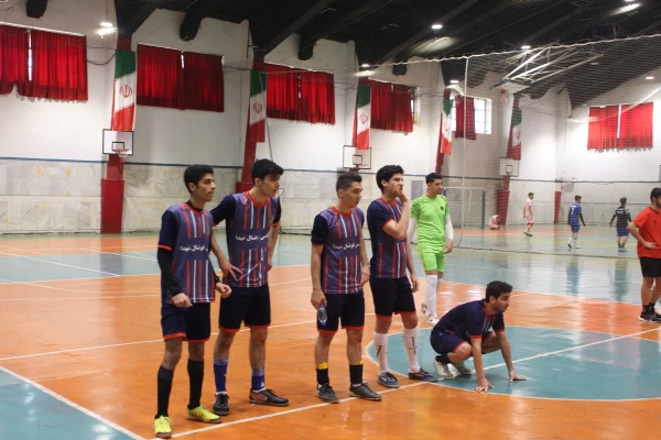 برگزاری سومین دوره مسابقات لیگ فوتسال پردیس شهید چمران
 10