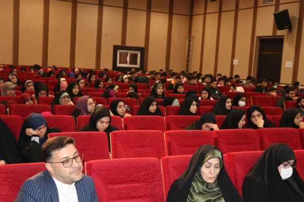 جشن میلاد امام زمان علیه السلام در پردیس شهید چمران 3