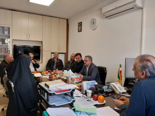 نشست شورای تغذیه پردیس شهید چمران 4