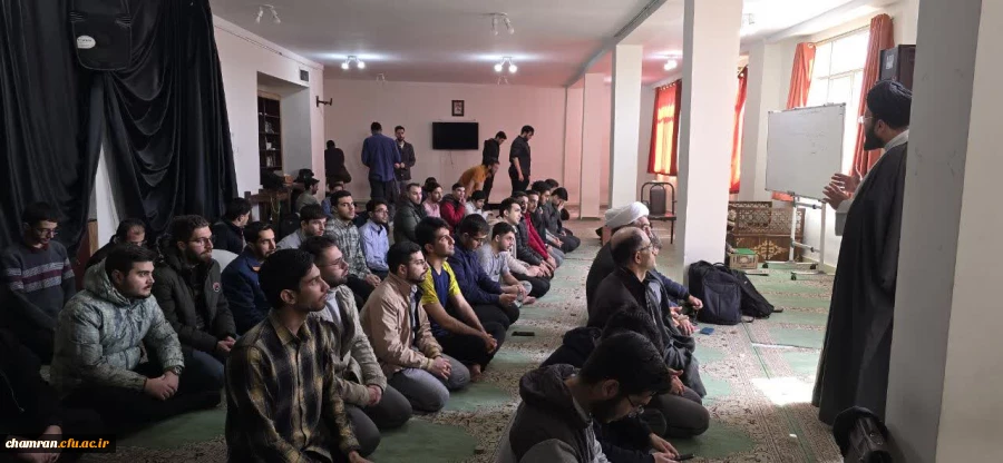 سخنرانی درباره اهمیت ماه مبارک رمضان و تبری از مستکبران 2