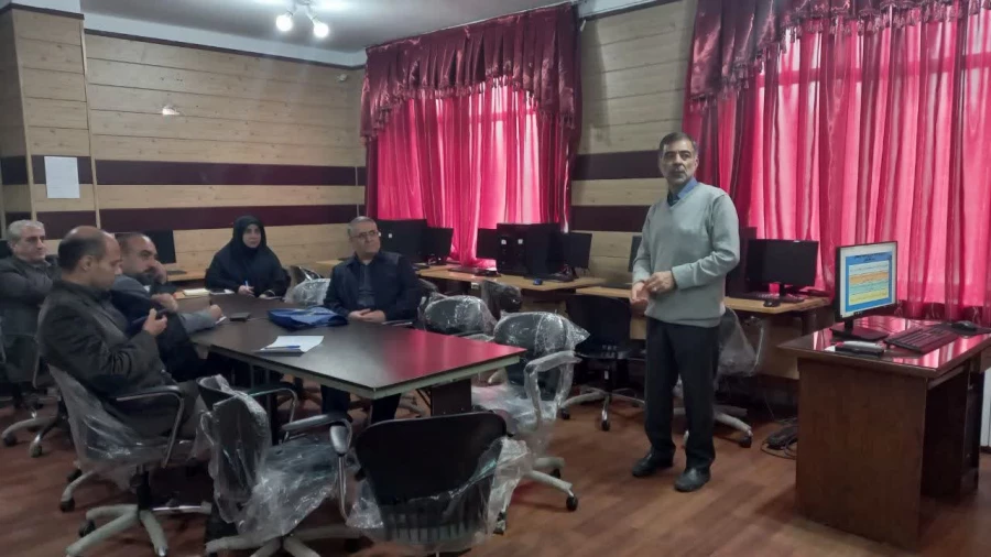 دوره بازآموزی و توجیهی کارورزی ۲ و ۴ پردیس شهید چمران 3