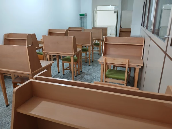 آماده سازی سالن مطالعه برای دانشجویان 4