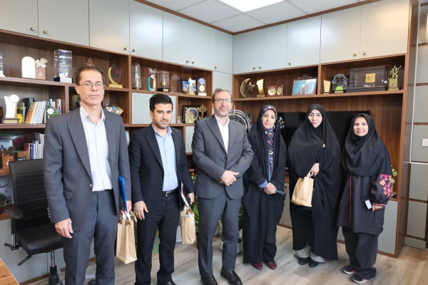 بازدید از مدارس کارورزی وابسته، آموزش و پرورش منطقه ۸ تهران 2