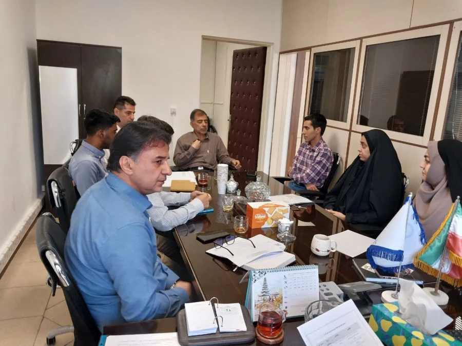 نشست کمیته برگزاری انتخابات شورای صنفی و کانون همیاران سلامت 3