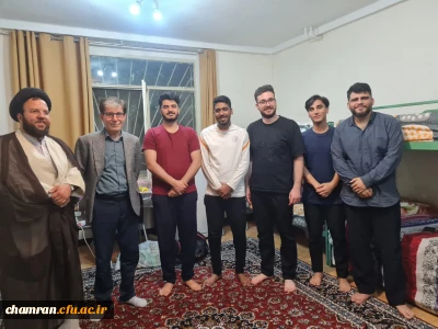 حضور دکتر فرهادیان در خوابگاه دانشجویی