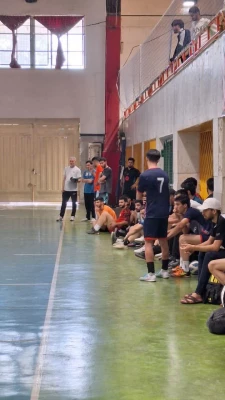 برگزاری رقابت انتخابی دانشجومعلمان پردیسها و مراکز پسر استان تهران در رشته ورزشی فوتسال 4