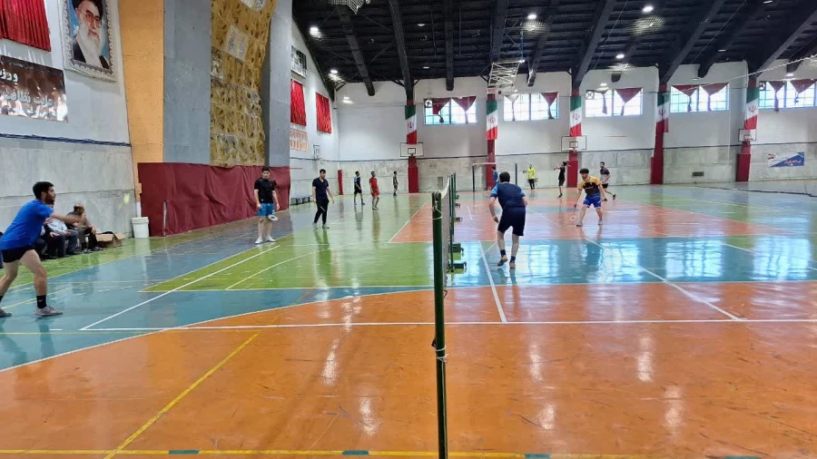 برگزاری رقابت انتخابی و اردو آمادگی دانشجو معلمان پردیسها و مراکز پسر استان تهران در رشته ورزشی بدمینتون
 3