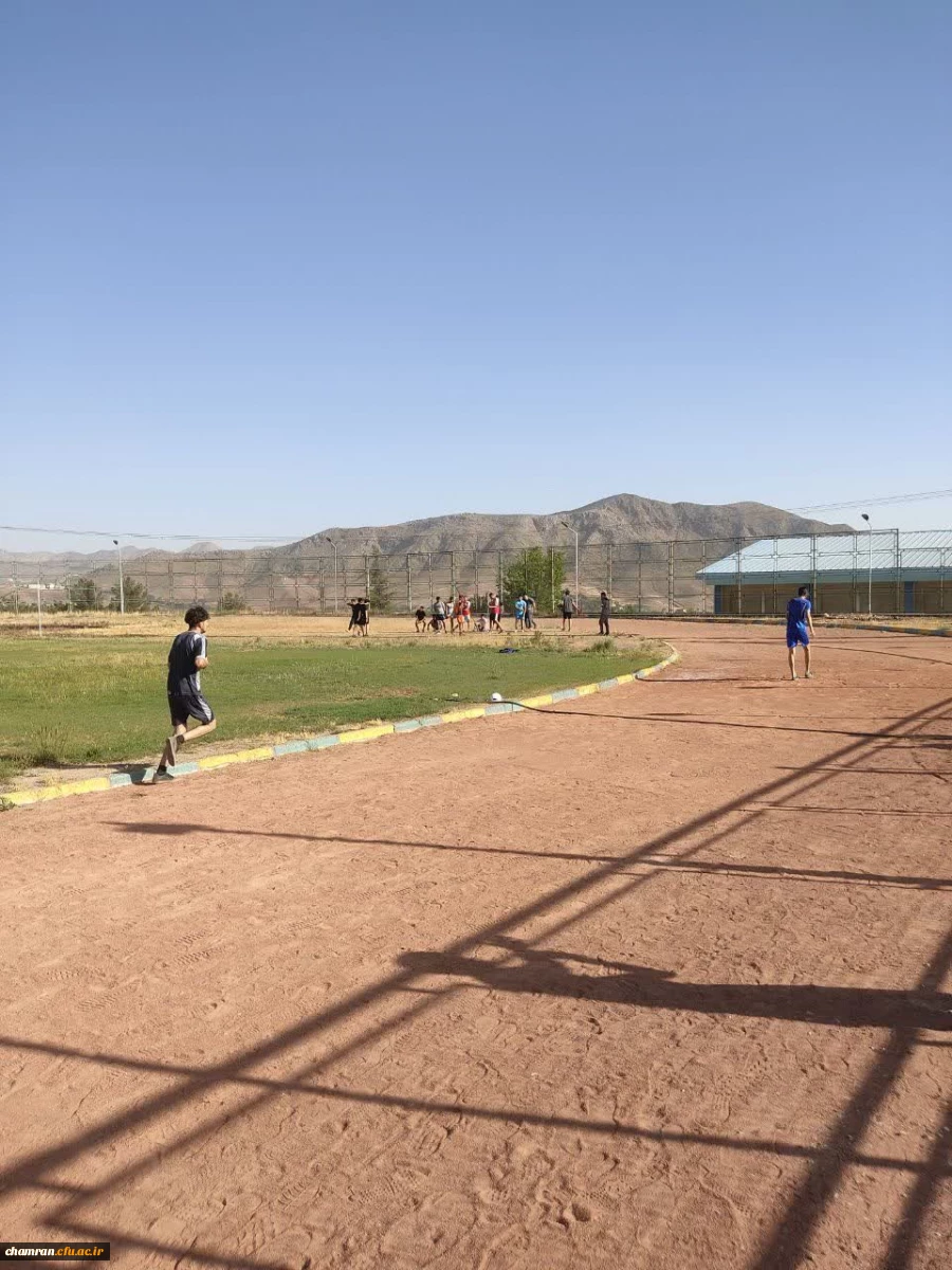 برگزاری رقابت انتخابی و اردو آمادگی دانشجو معلمان پردیس و مراکز پسر استان تهران در رشته ورزشی دومیدانی 2