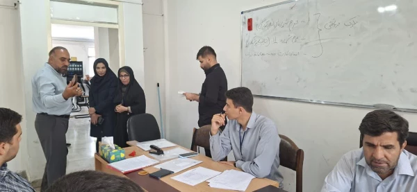 بازدید مسئولان آموزش و پرورش تهران از روند ارزیابی داوطلبان دانشگاه فرهنگیان 6