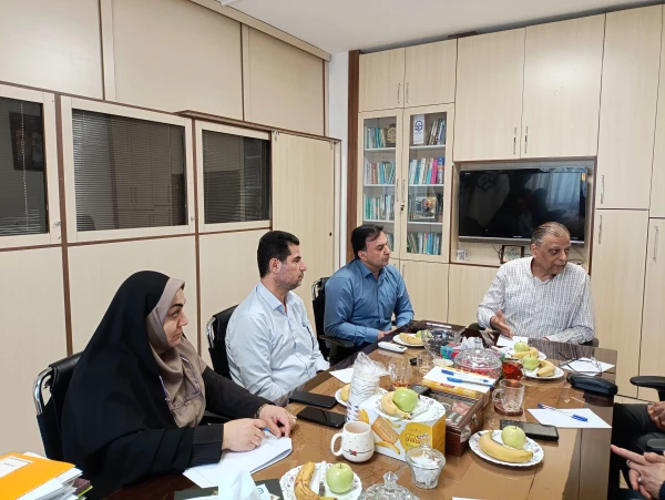 جلسه شورای اداری پردیس شهید چمران 2