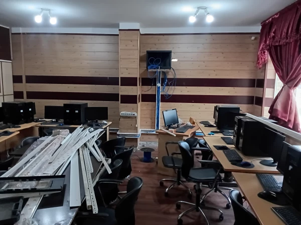 راه اندازی زیرساخت جدید اینترنت اتاق سایت پردیس شهید چمران 11