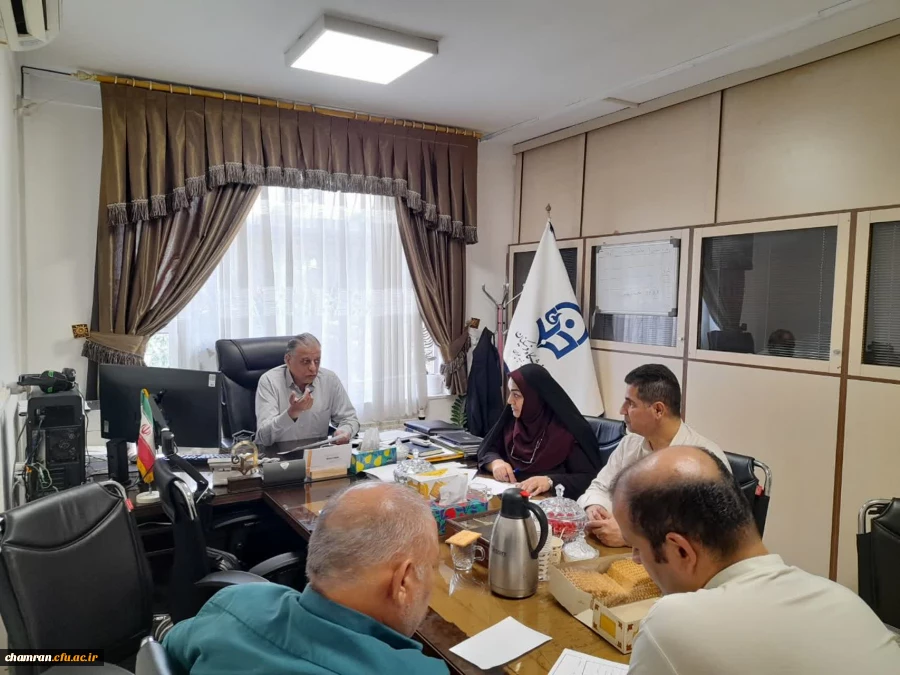 جلسه  شورای تغذیه پردیس شهید چمران 2