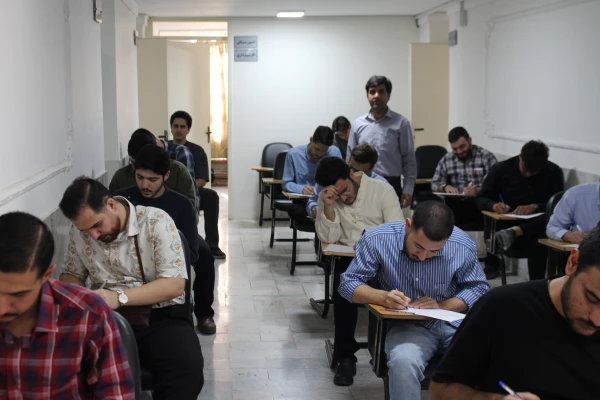 آغاز آزمون های معوقه نیمسال دوم ۱۴۰۴-۱۴۰۳ در پردیس شهید چمران 4