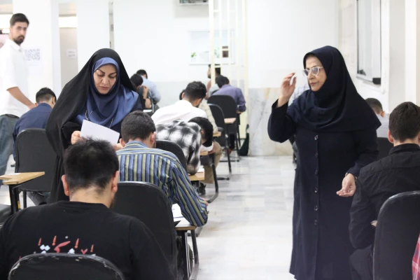 آغاز آزمون های معوقه نیمسال دوم ۱۴۰۴-۱۴۰۳ در پردیس شهید چمران 6