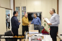 تقدیر از همکاران به مناسبت هفته دولت و روز کارمند 11