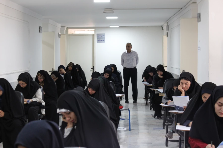 برگزاری آزمون ارزشیابی صلاحیت حرفهٔ معلمی مهارت آموزان (اصلح) 7