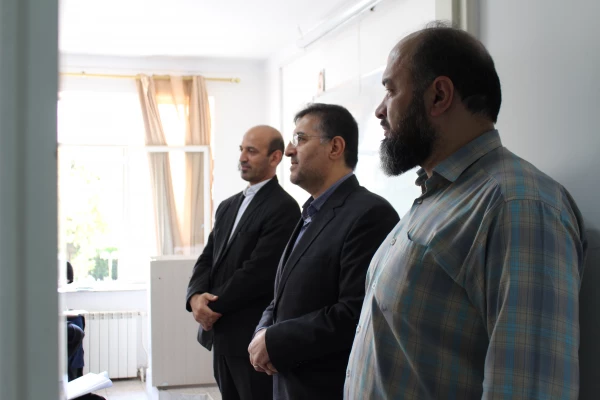 بازدید رئیس مرکز توسعه و بهسازی منابع انسانی از برگزاری آزمون اصلح مهارت آموزان  7