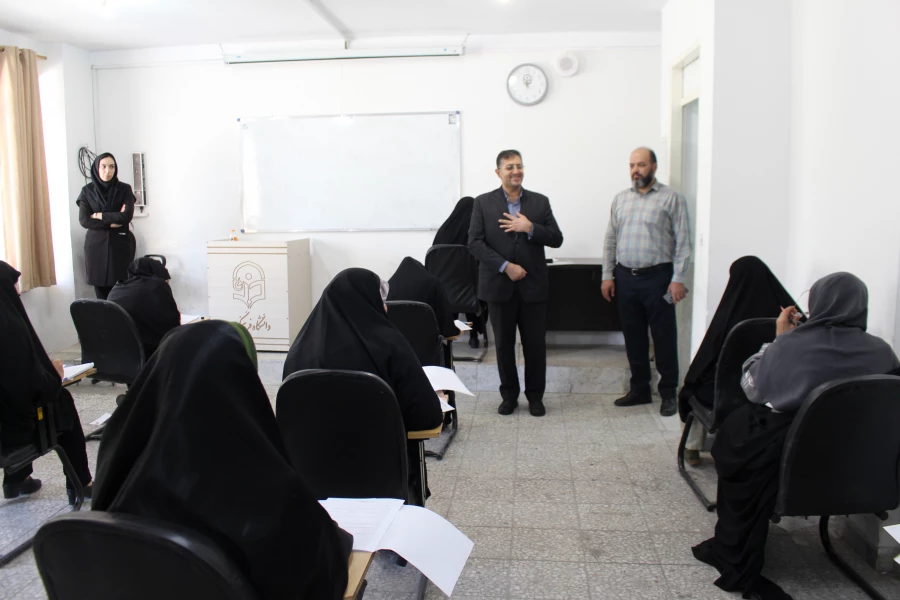 بازدید رئیس مرکز توسعه و بهسازی منابع انسانی از برگزاری آزمون اصلح مهارت آموزان  9