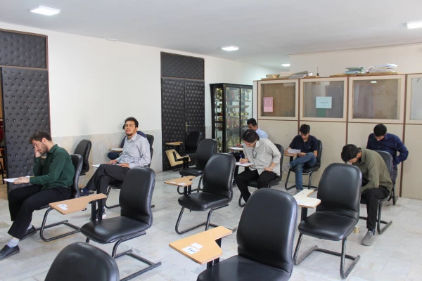 آخرین روز امتحانات پایان سال ۱۴۰۴-۱۴۰۳ در پردیس شهید چمران برگزار شد 3