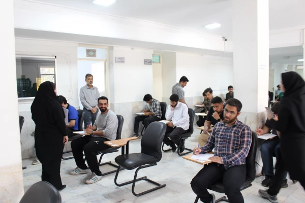 آخرین روز امتحانات پایان سال ۱۴۰۴-۱۴۰۳ در پردیس شهید چمران برگزار شد 10