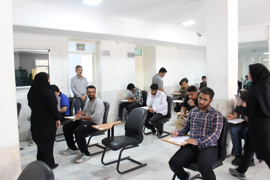 آخرین روز امتحانات پایان سال ۱۴۰۴-۱۴۰۳ در پردیس شهید چمران برگزار شد 10