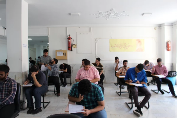 آخرین روز امتحانات پایان سال ۱۴۰۴-۱۴۰۳ در پردیس شهید چمران برگزار شد 12