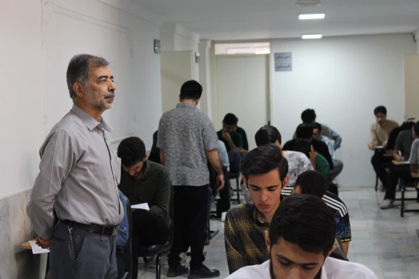 آخرین روز امتحانات پایان سال ۱۴۰۴-۱۴۰۳ در پردیس شهید چمران برگزار شد 16