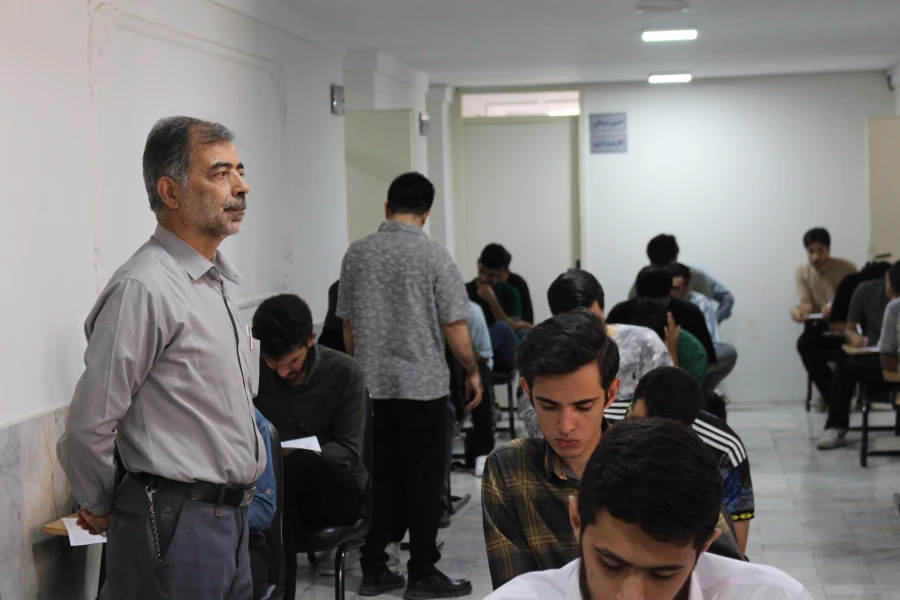 آخرین روز امتحانات پایان سال ۱۴۰۴-۱۴۰۳ در پردیس شهید چمران برگزار شد 16