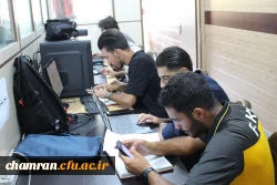 انتخاب واحد دانشجویان در اتاق سایت پردیس شهید چمران 4