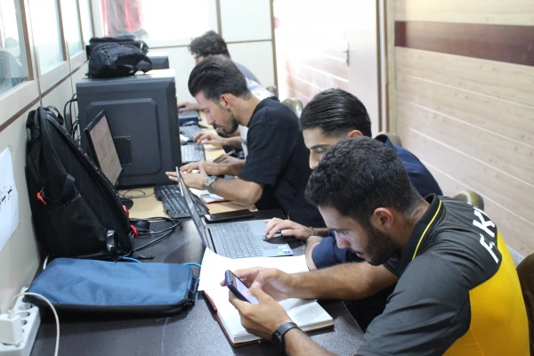 انتخاب واحد دانشجویان در اتاق سایت پردیس شهید چمران 4