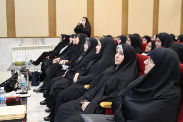 آیین گرامیداشت هفته دفاع مقدس و همزمان با آغاز سال تحصیلی جدید و آیین تجلیل از برگزیدگان کشوری سی و پنجمین جشنواره قرآن و عترت  6