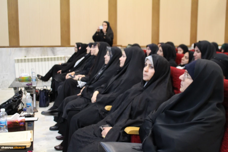 آیین گرامیداشت هفته دفاع مقدس و همزمان با آغاز سال تحصیلی جدید و آیین تجلیل از برگزیدگان کشوری سی و پنجمین جشنواره قرآن و عترت  6