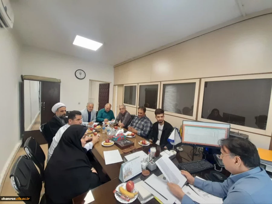 برگزاری جلسه به مناسبت هفته تربیت بدنی در پردیس شهید چمران 2