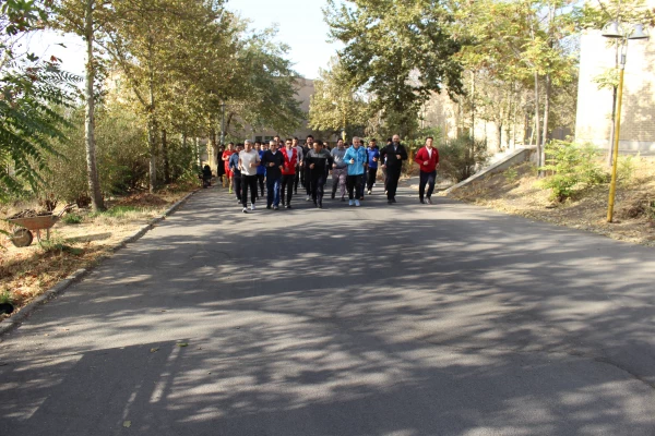 برگزاری ویژه برنامه هفته تربیت بدنی در پردیس شهید چمران به مناسبت گرامیداشت هفته تربیت بدنی در صبح روز یکشنبه ۲۷ مهرماه ۱۴۰۴ 8