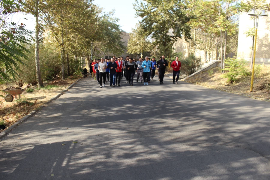 برگزاری ویژه برنامه هفته تربیت بدنی در پردیس شهید چمران به مناسبت گرامیداشت هفته تربیت بدنی در صبح روز یکشنبه ۲۷ مهرماه ۱۴۰۴ 8